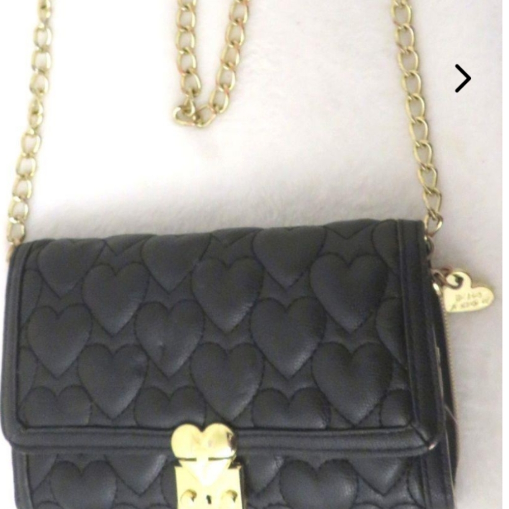 Betsey Johnson Black Hearts Golden Chain Strap Crossbody Purse